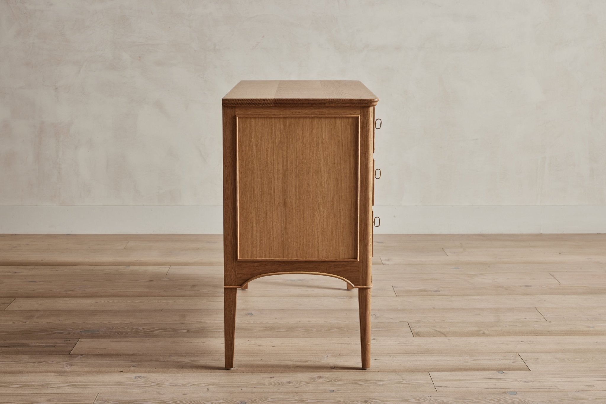 Shown in Natural Oak
