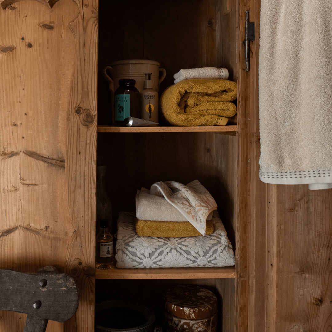 Nickey Kehoe Marguerite Washcloth in Fog - Nickey Kehoe