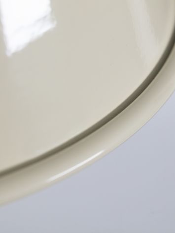 Shown in Blackened Steel finish with small RAL 1015 Light Ivory shades and matching interior