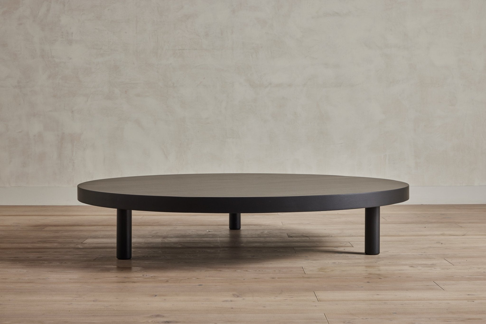 Shown in Ebony, 60 in.