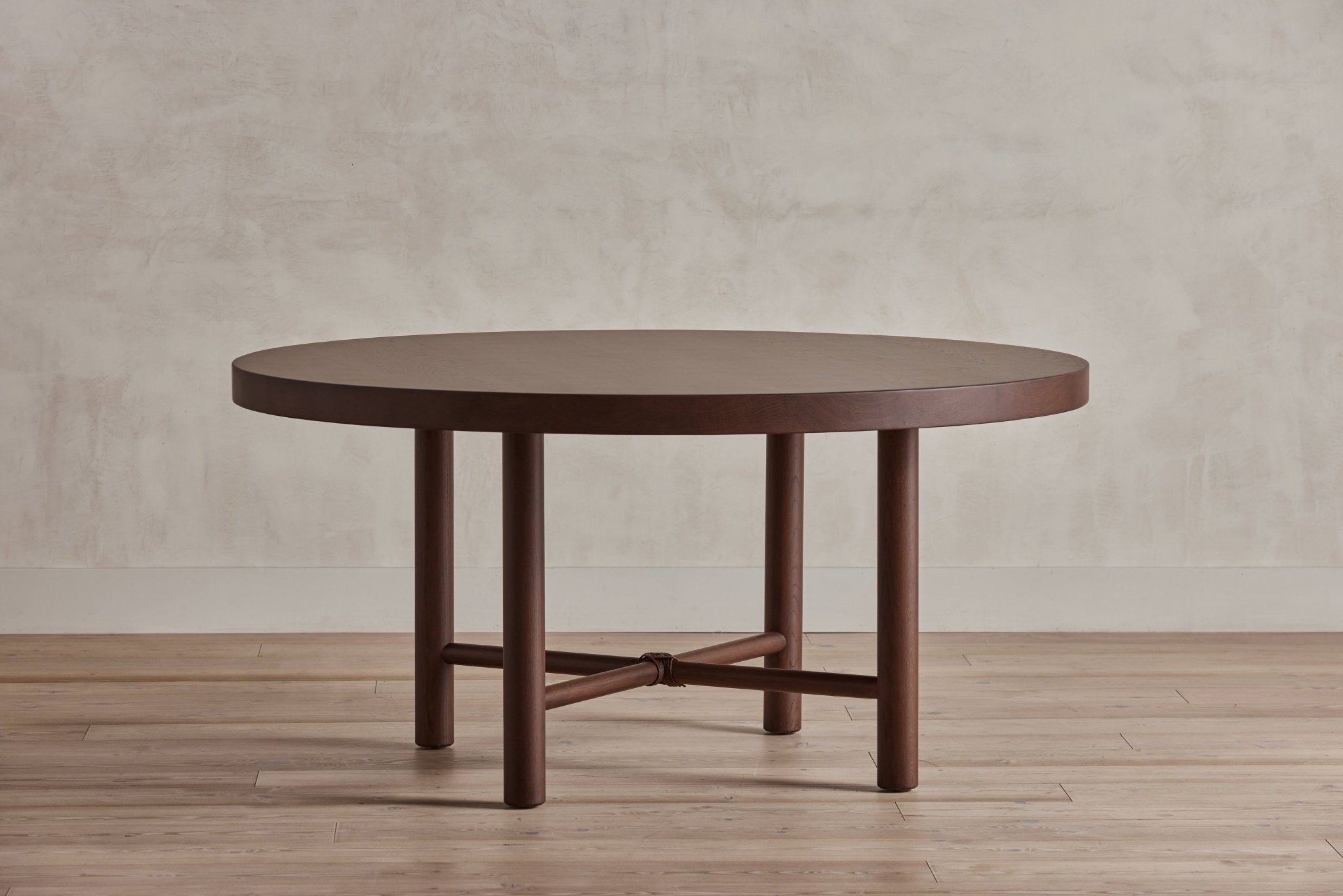 Shown in Saddle, 72"