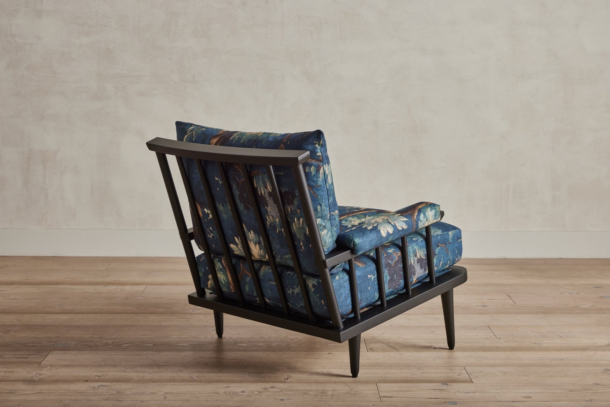 Shown in Customer's Own Material (Dedar’s Schwarzwald in Bleu Nuit) and Ebony