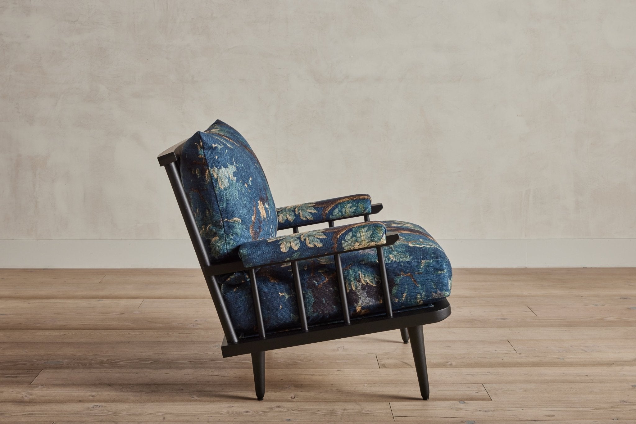 Shown in Customer's Own Material (Dedar’s Schwarzwald in Bleu Nuit) and Ebony