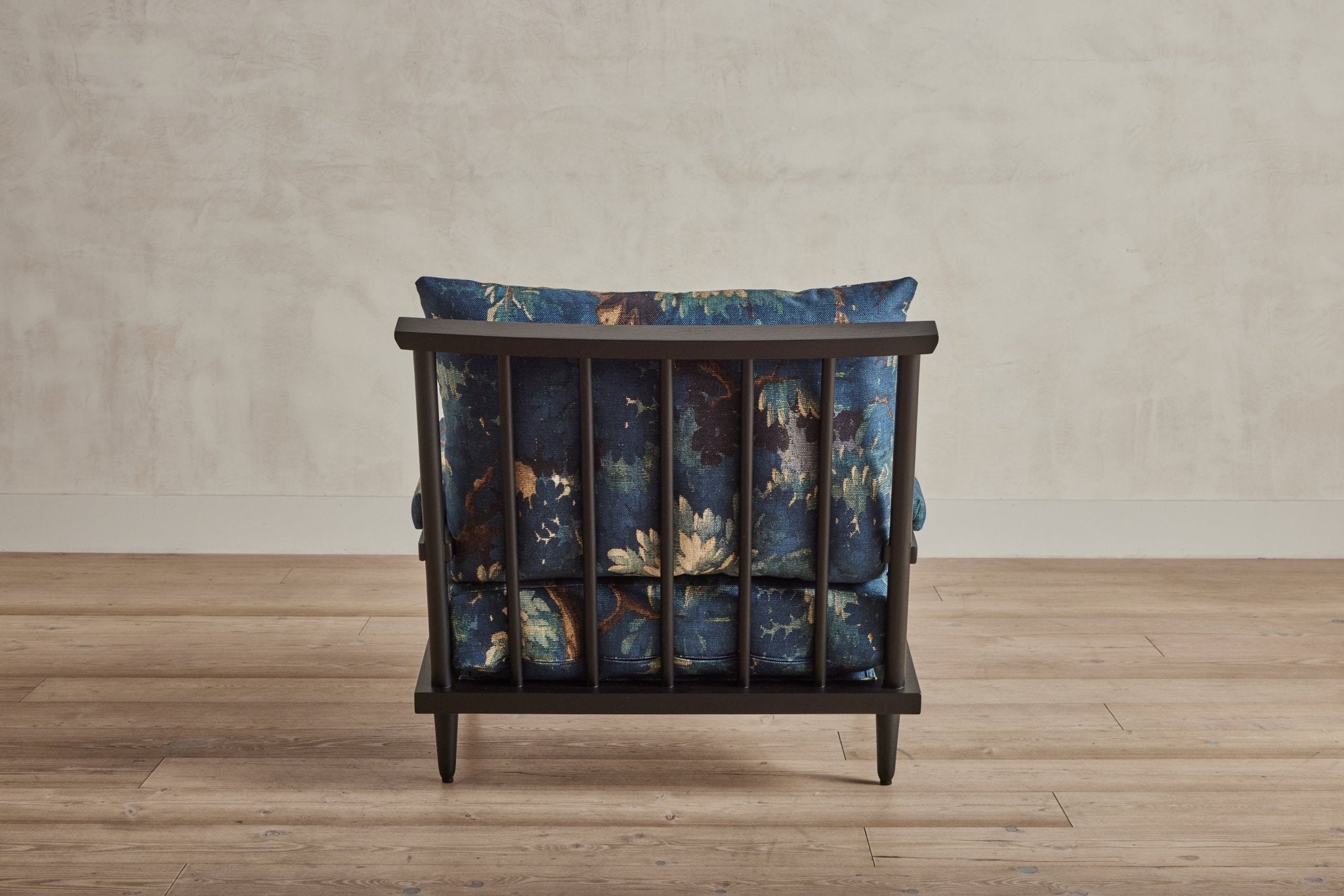 Shown in Customer's Own Material (Dedar’s Schwarzwald in Bleu Nuit) and Ebony