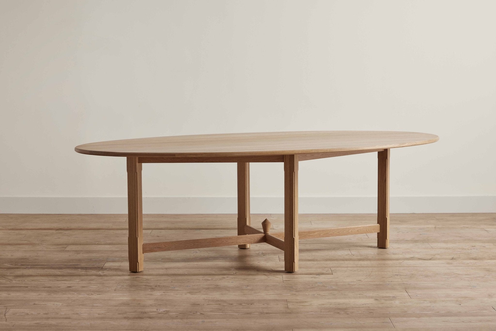 Shown in Natural Oak