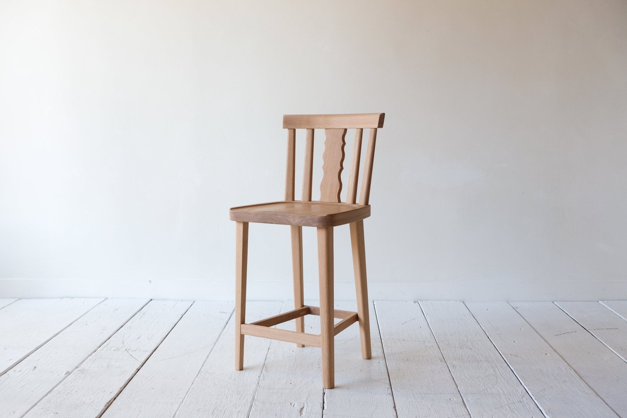 Shown in Natural Oak