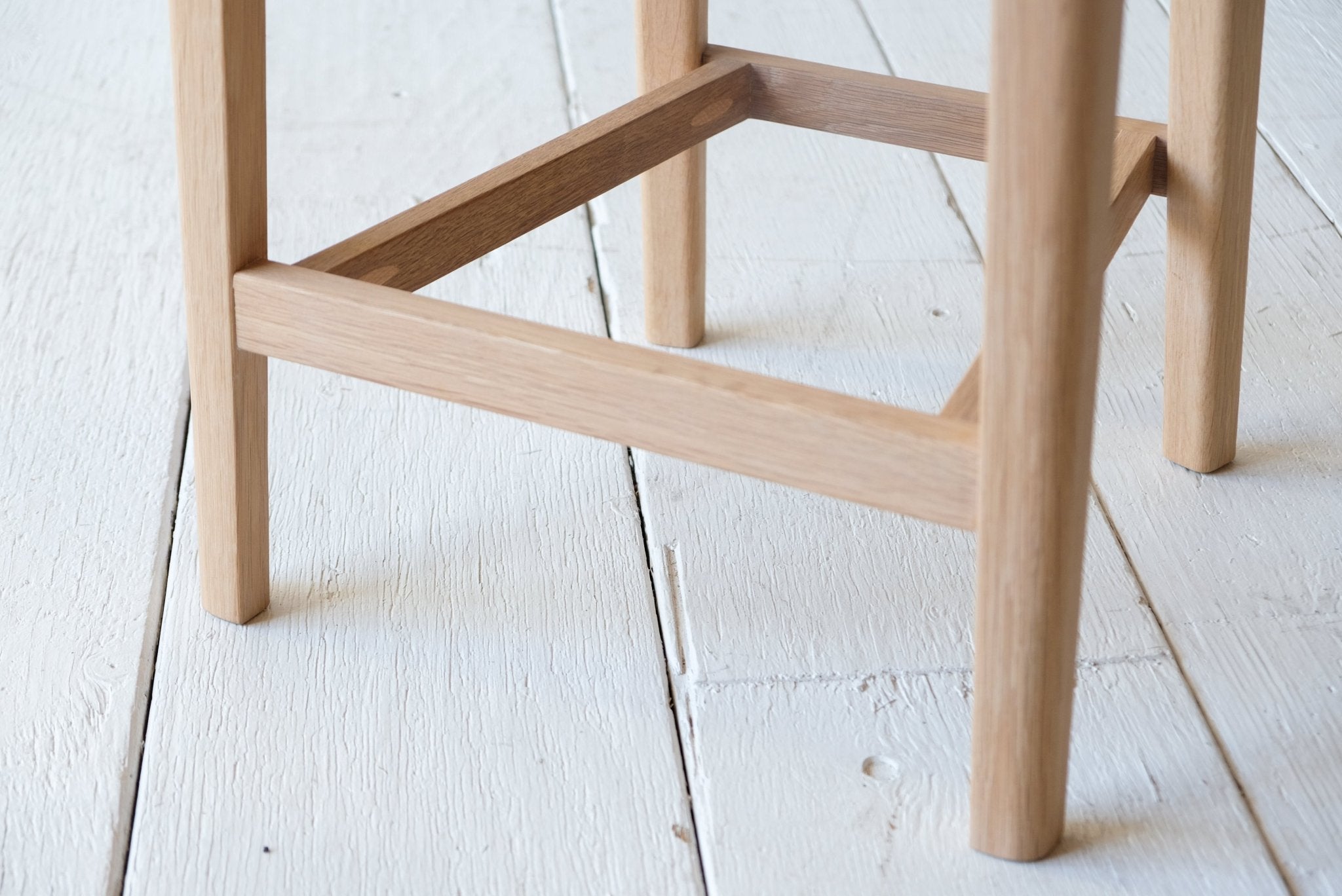 Shown in Natural Oak