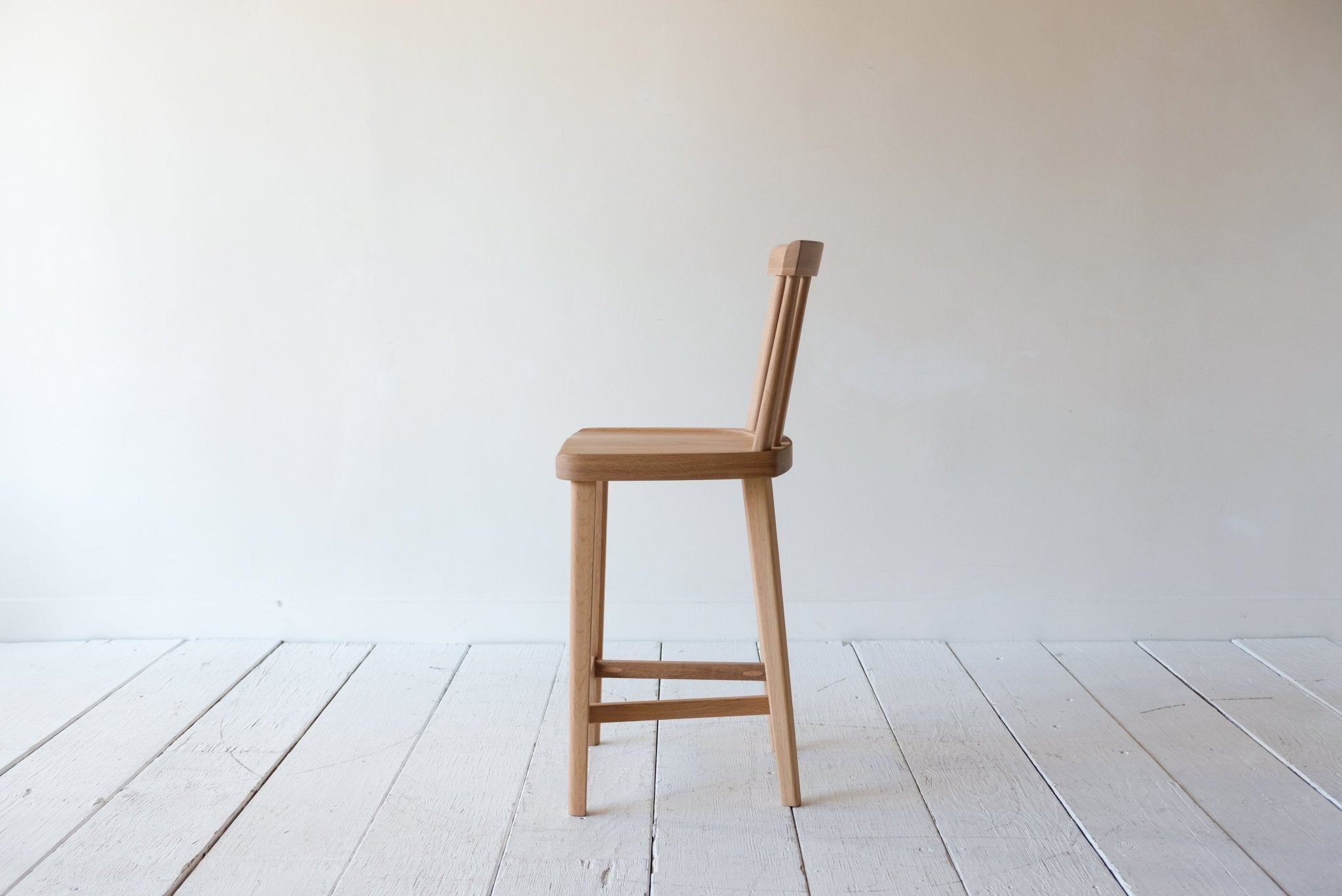 Shown in Natural Oak