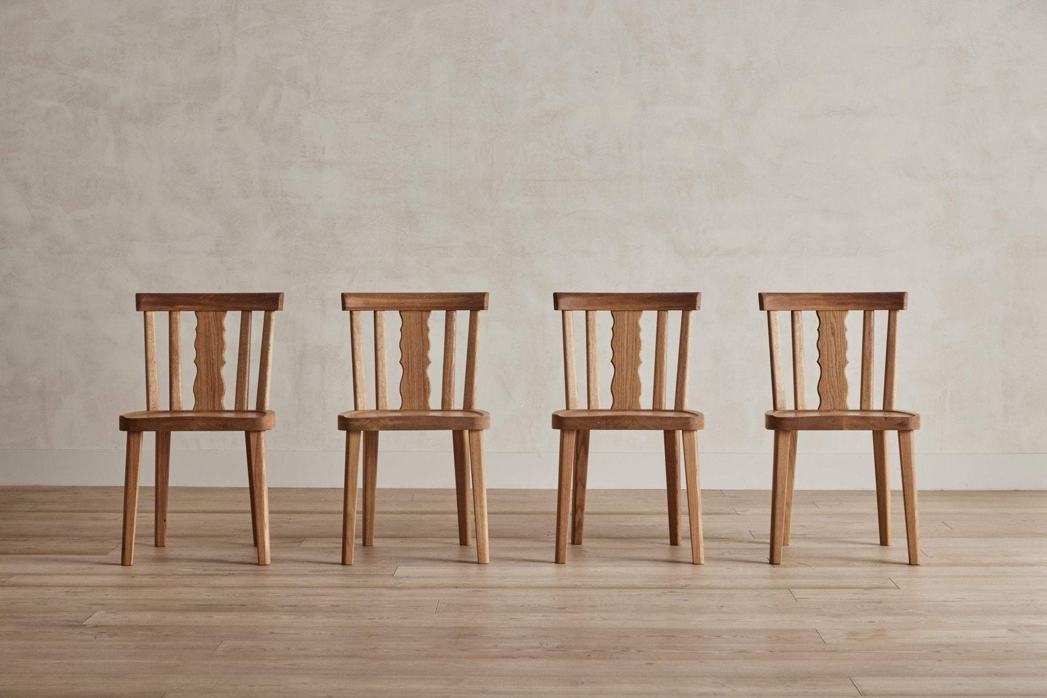 Shown in Natural Oak