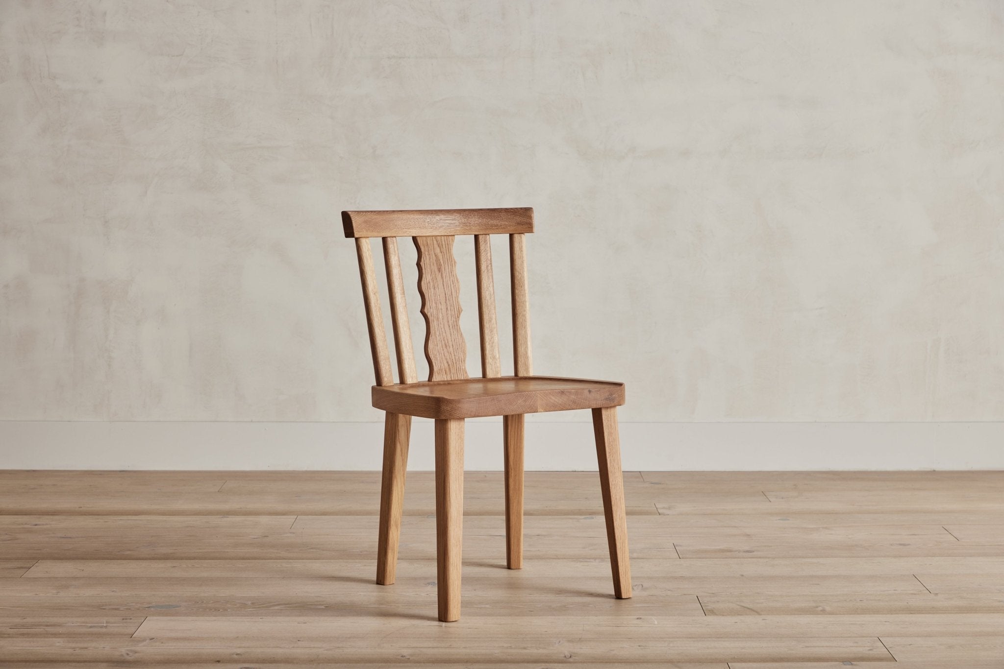 Shown in Natural Oak