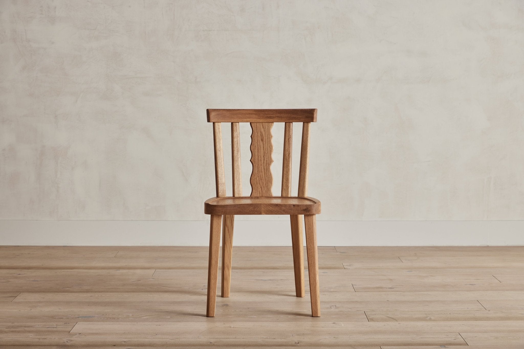 Shown in Natural Oak