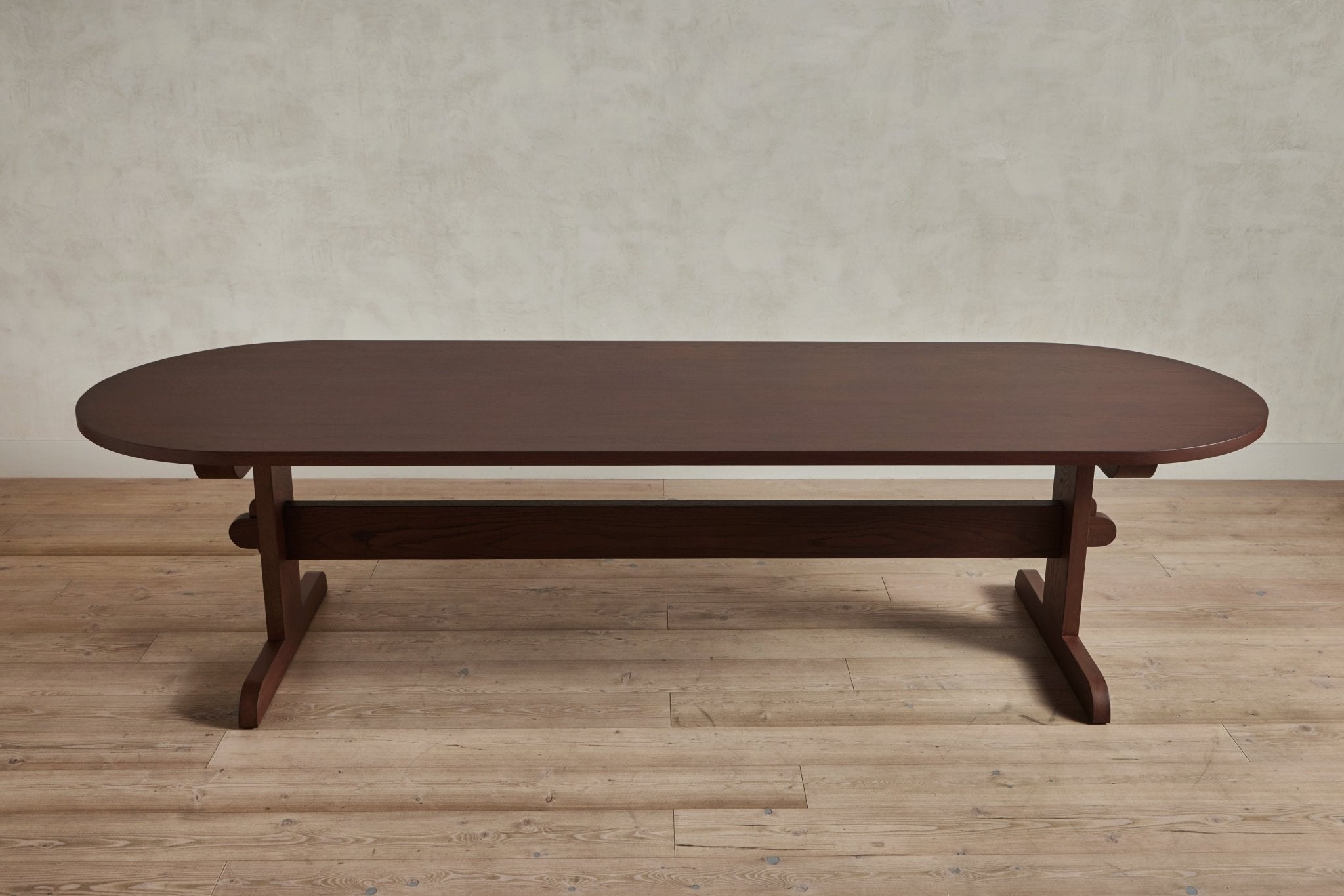 Shown in Saddle, 120 in.