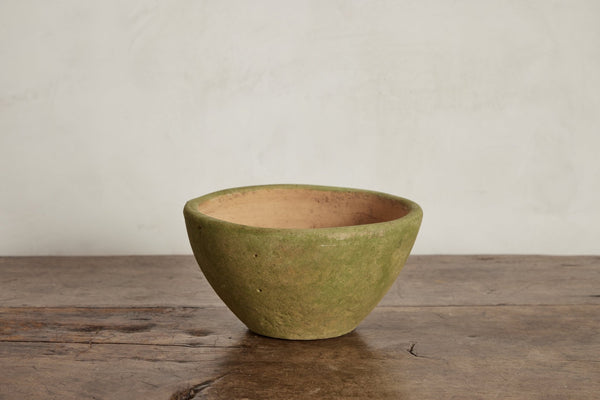 Rustic Round Pot - Nickey Kehoe