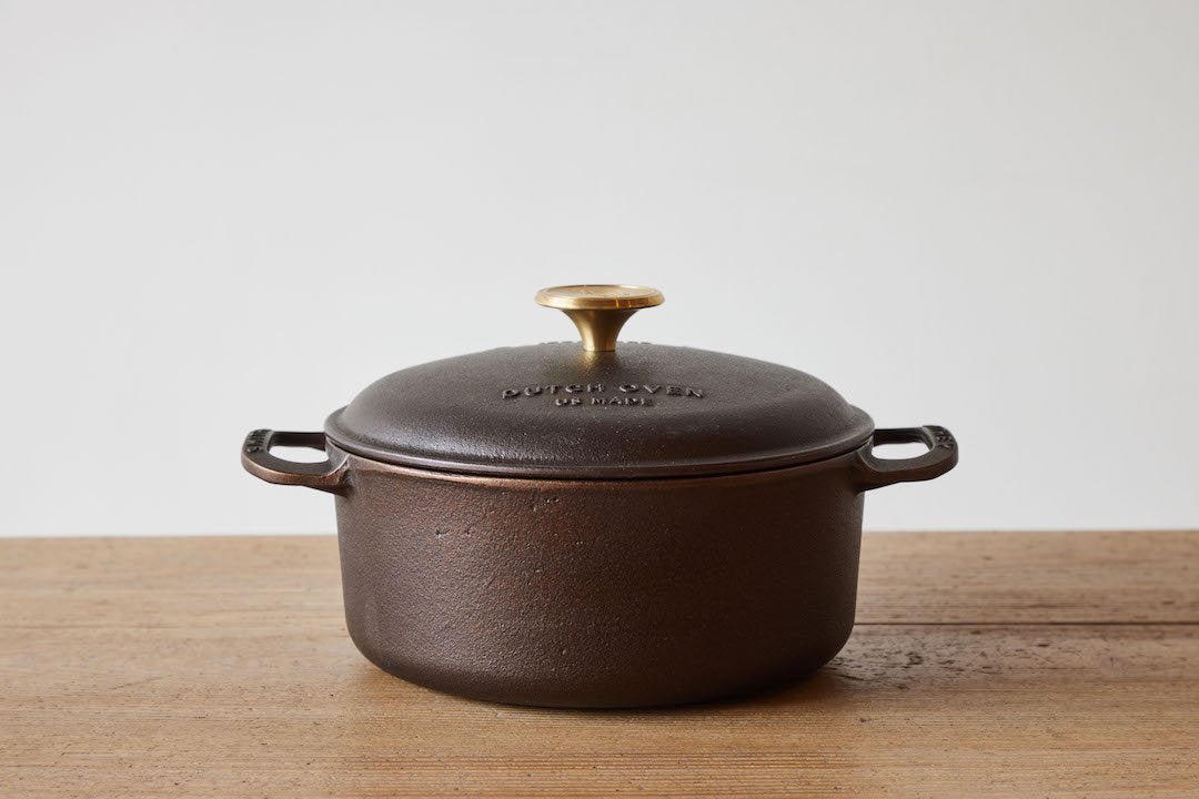 Cast Iron Dutch Oven (Multiple Sizes)