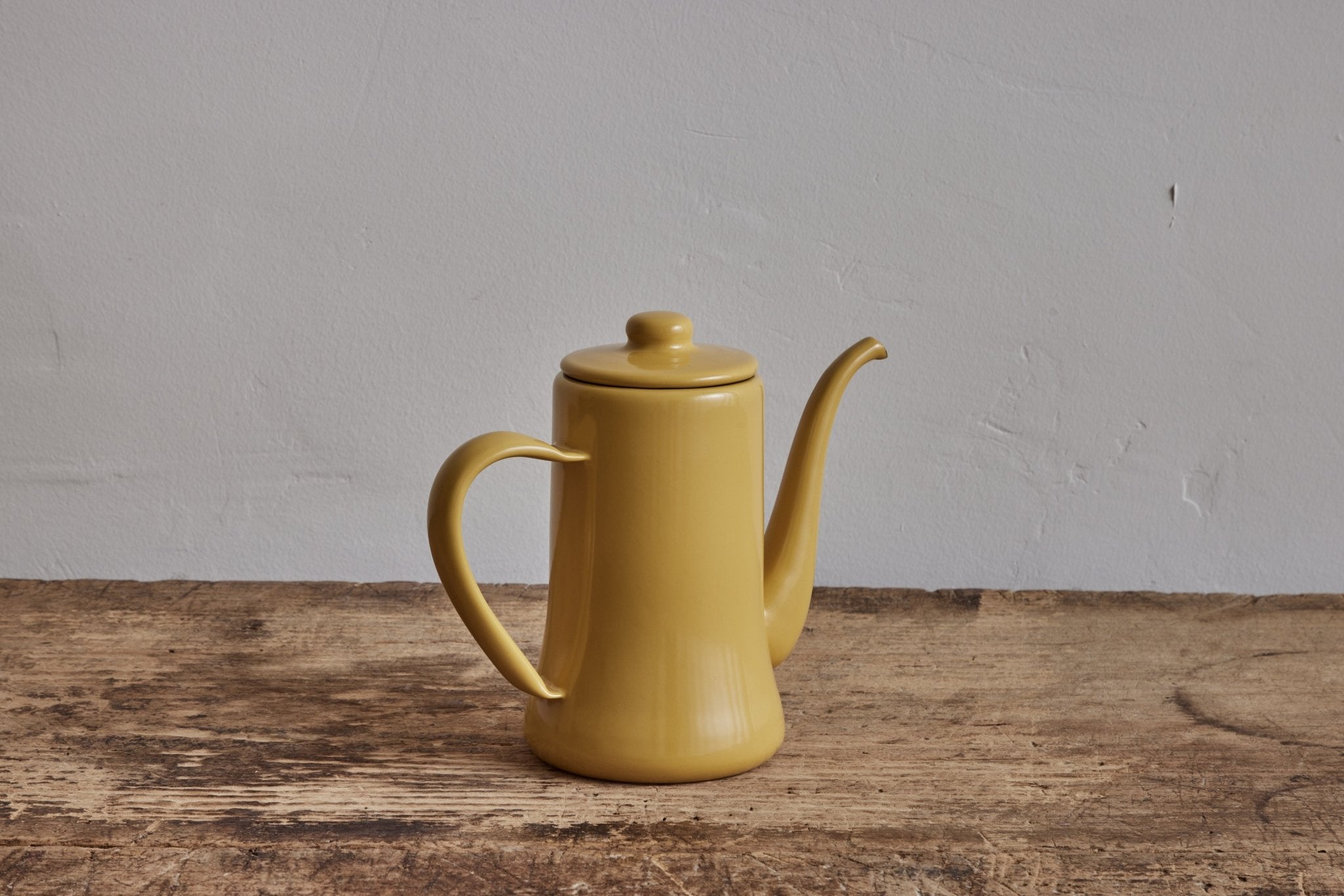 Tsukiusagi Enamel Slimpot Kettle, Yellow - Nickey Kehoe