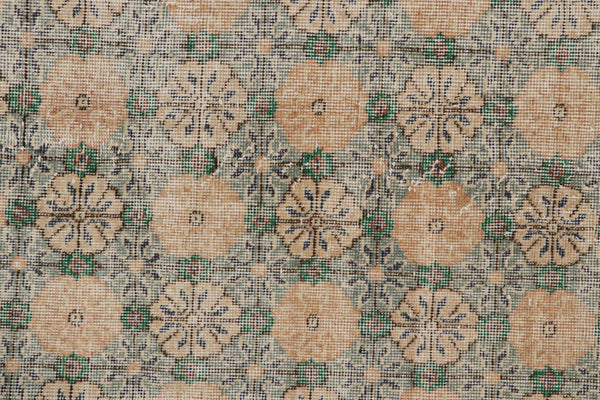 Turkish Floral Medallion Rug 4’10 x 8’4 (LA) - Nickey Kehoe