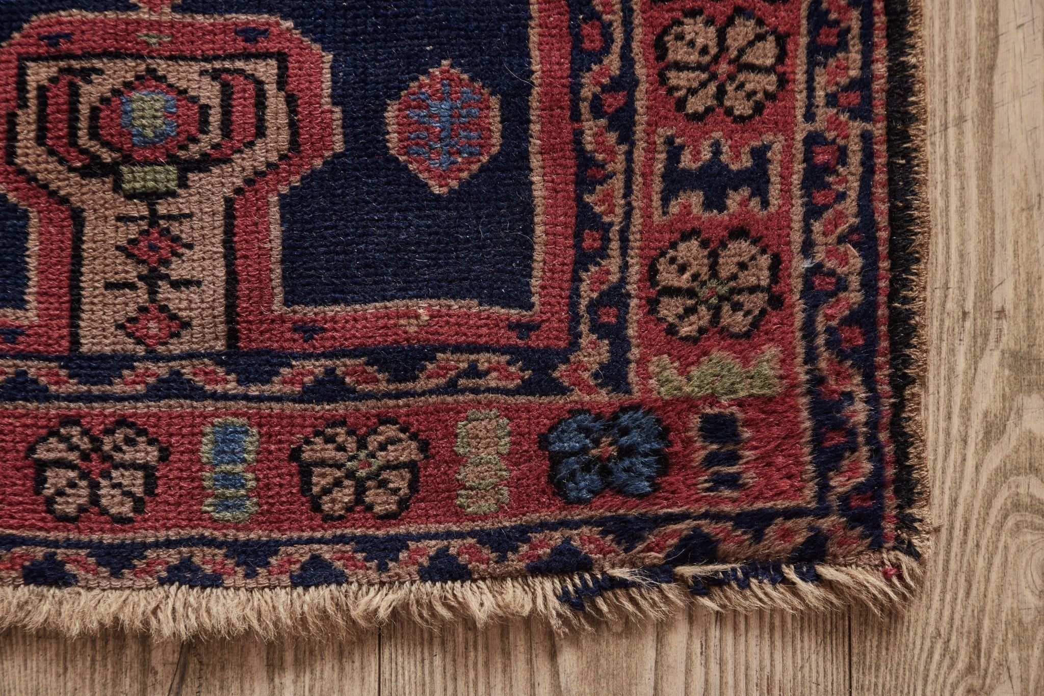 Turkish Sparta Scatter Rug 2 x 2’10 (LA) - Nickey Kehoe