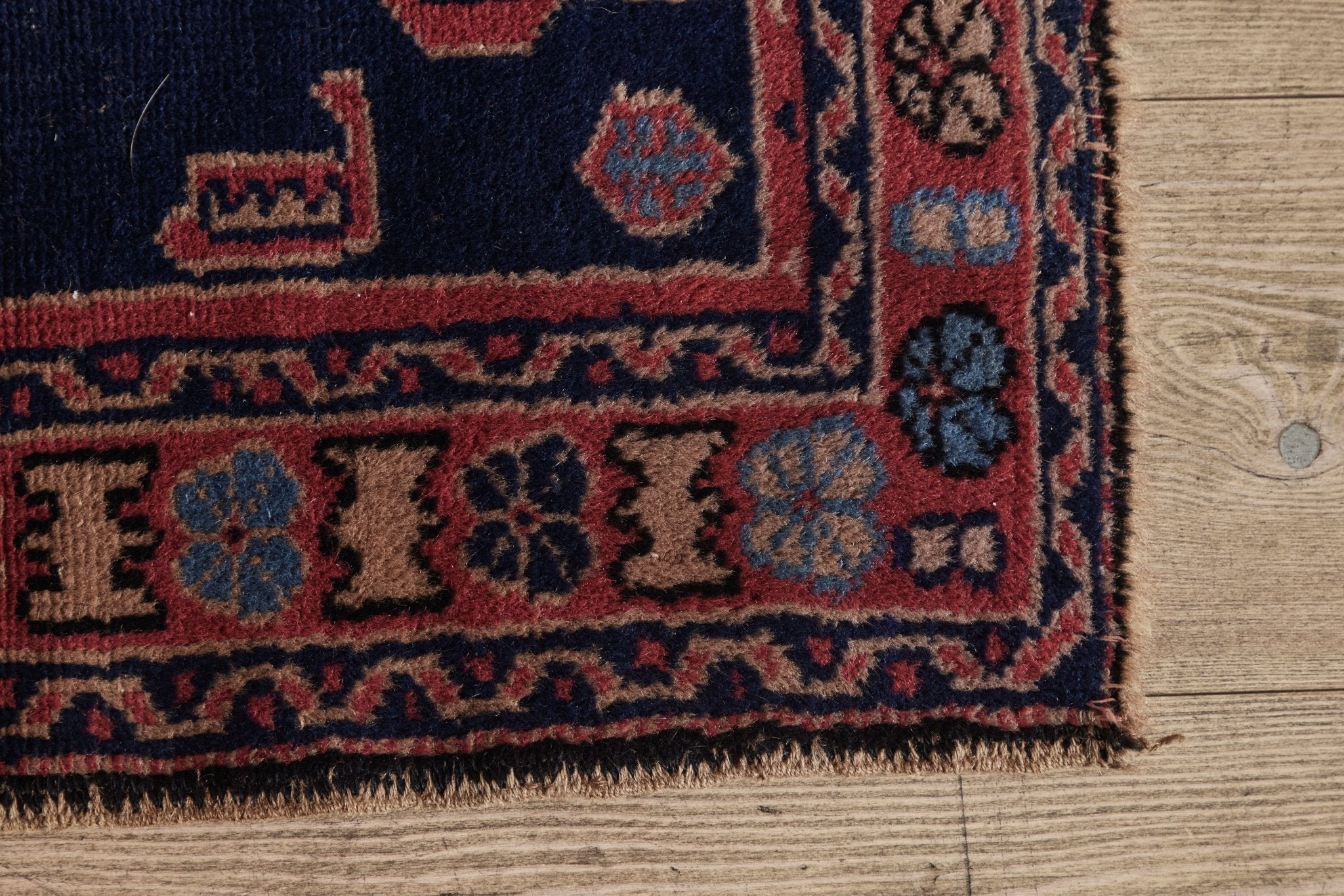 Turkish Sparta Scatter Rug 2 x 2’10 (LA) - Nickey Kehoe