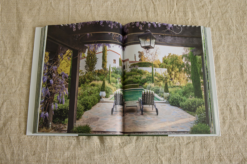Glorious Gardens: Private Edens of the World's Leading Interior Designers, Dara Caponigro