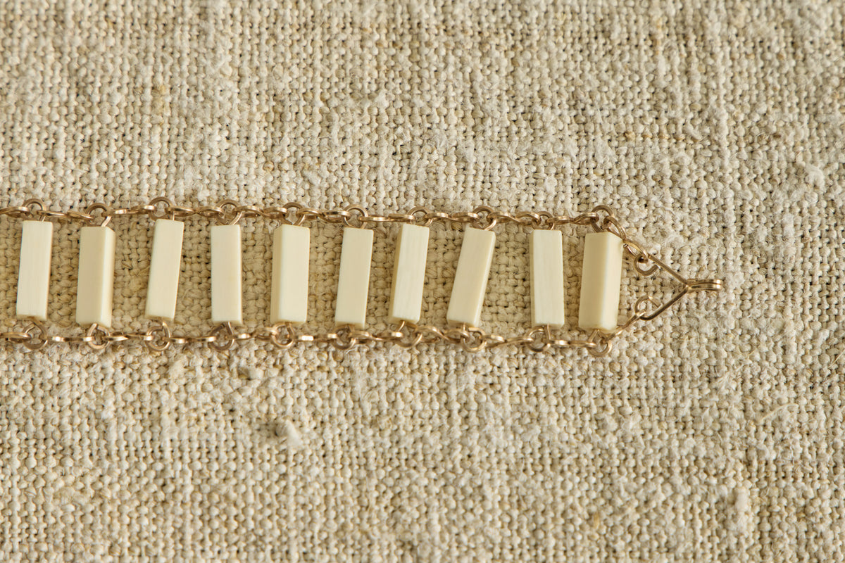 1960s Ivory Link Bracelet