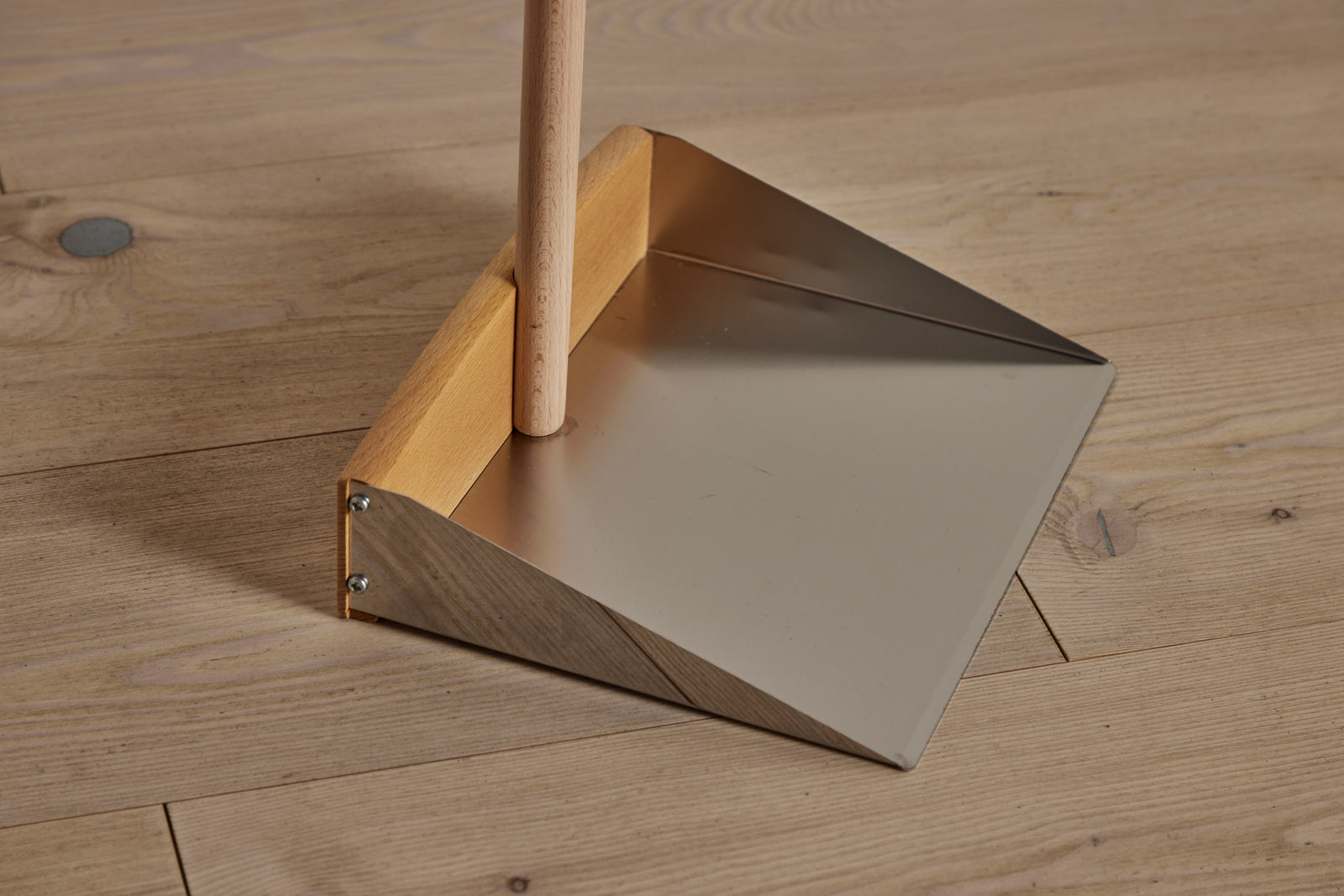 Dustpan & Broom Set – Nickey Kehoe