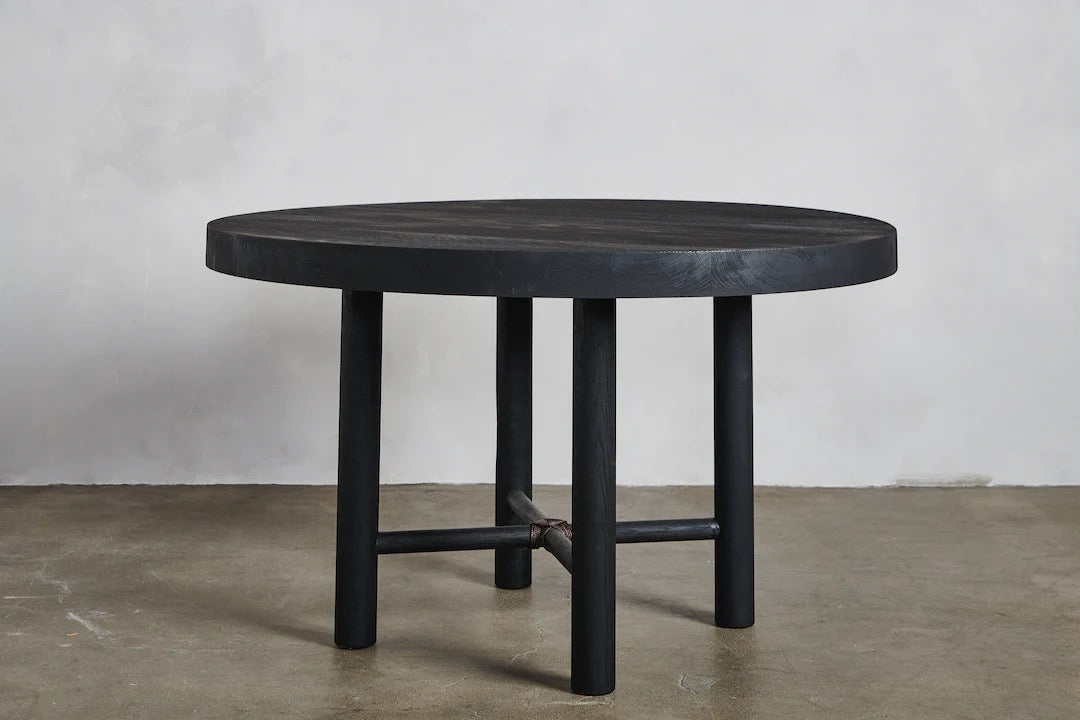 Round Dining Table, 50"