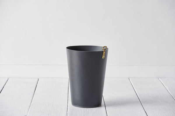 Leather Bin in Ink Black