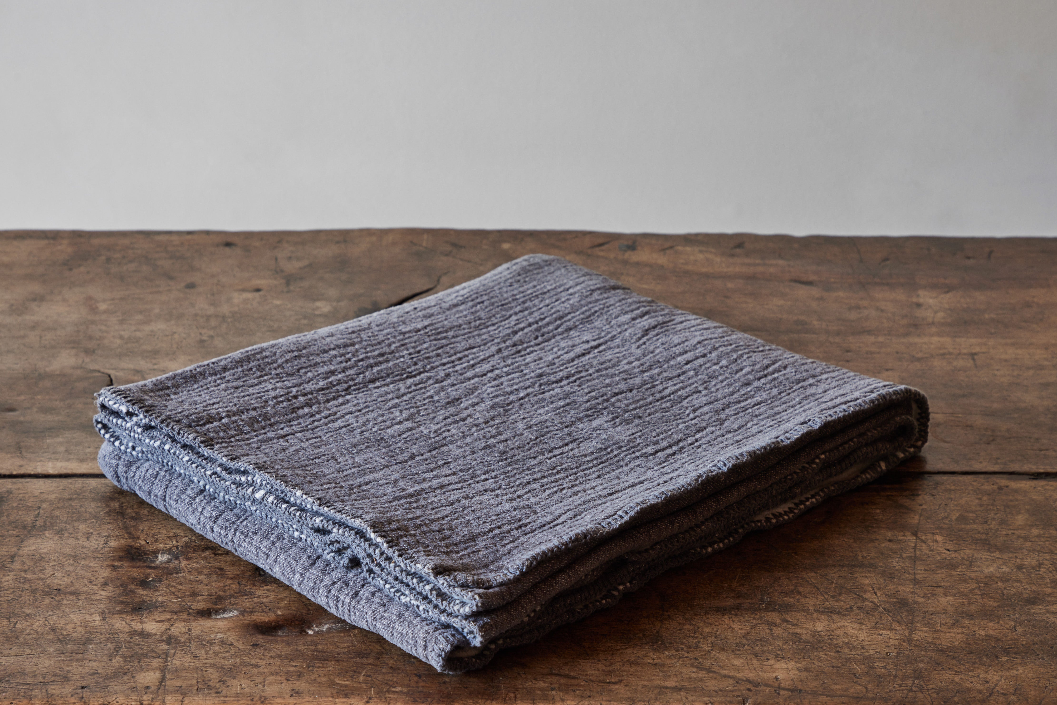 Coyuchi, Cozy Cotton Throw in Charcoal