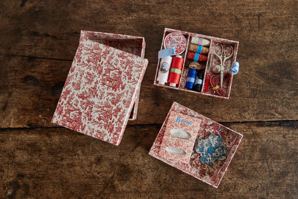 Toile de Jouy Sewing Kit