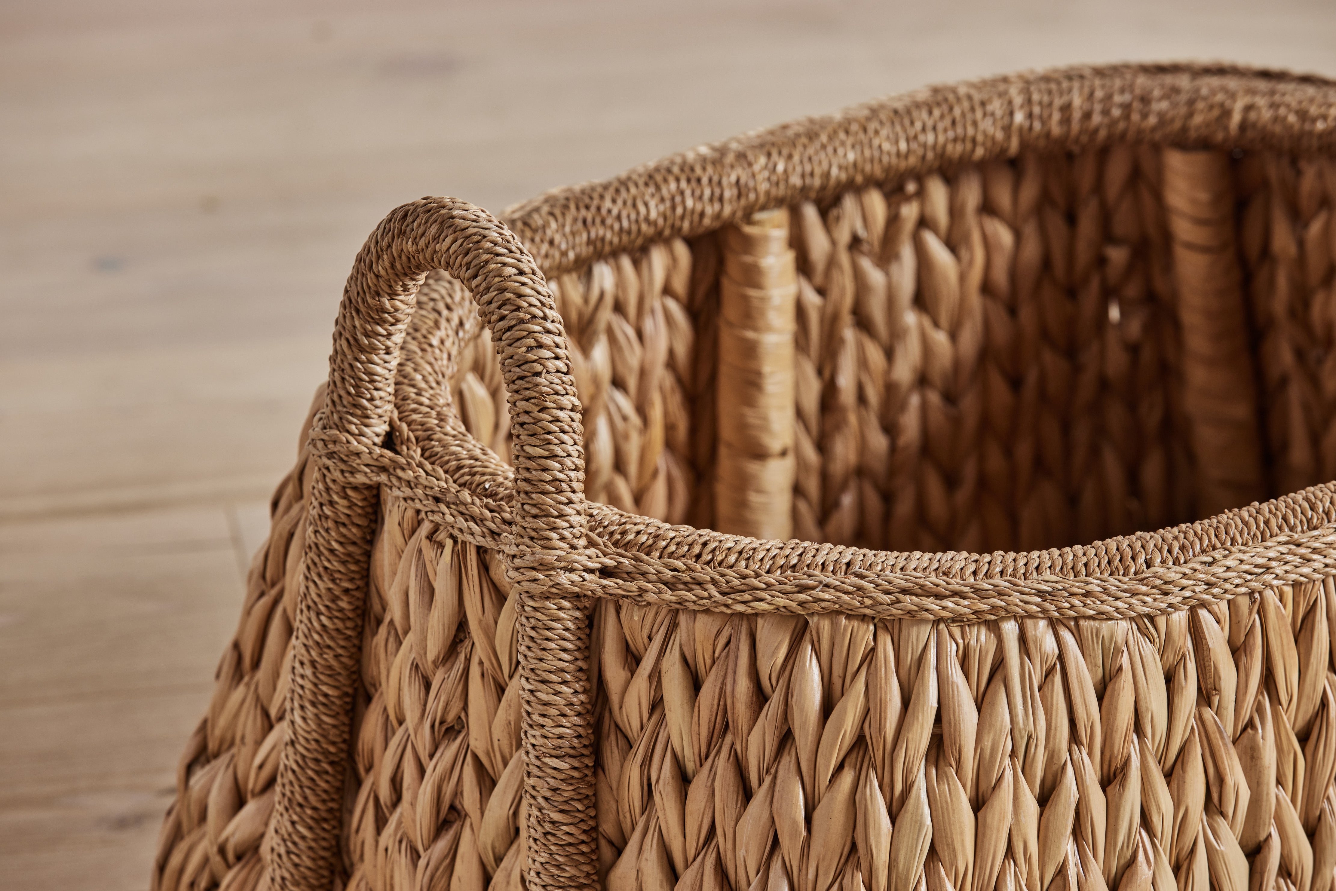 Sweater Weave Melon Basket
